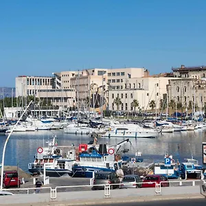  Apartment Porto Antico La Cala